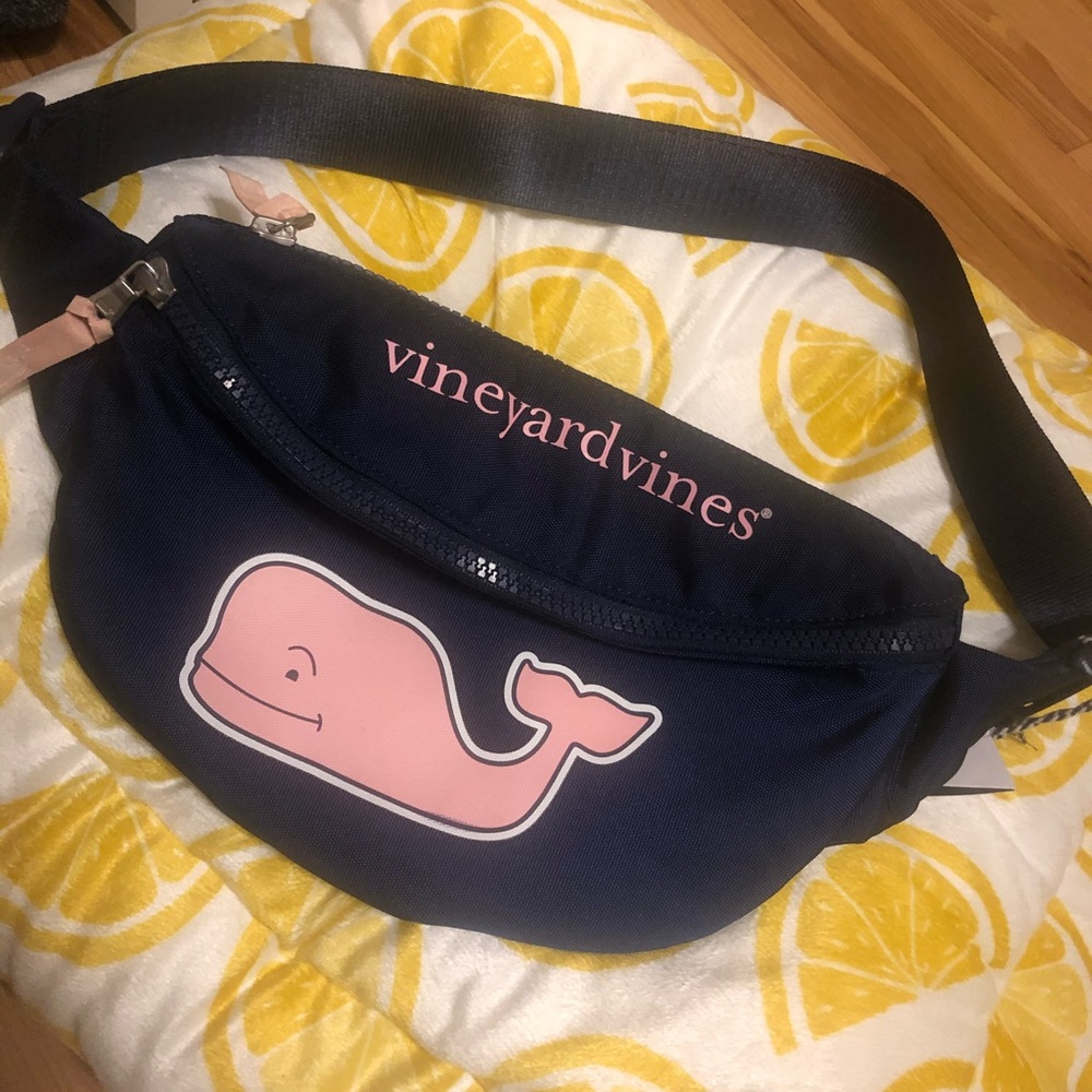 Vineyard vines x target fanny pack